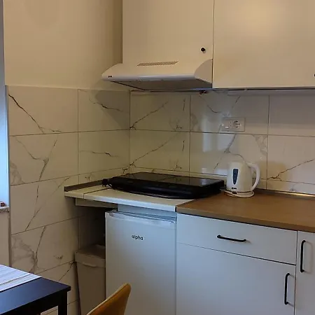 Mitrovica Kuca Apartment *